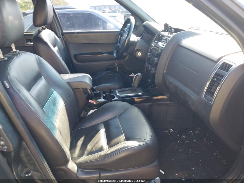 2008 FORD ESCAPE VIN: 1FMCU04118KA51460