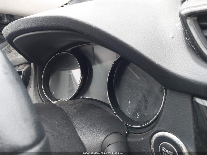 VIN KNMAT2MT1LP527519 2020 NISSAN ROGUE SV FWD