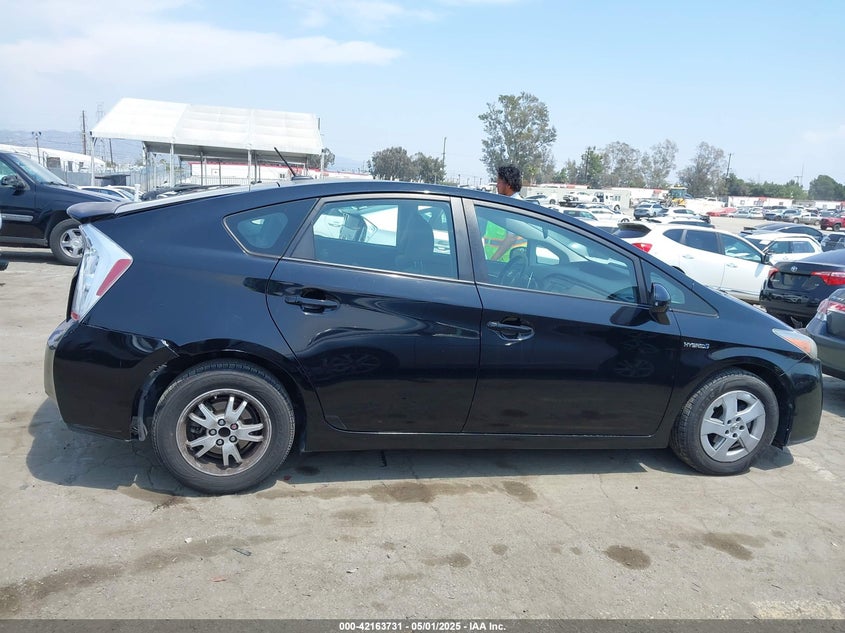 2011 TOYOTA PRIUS VIN: JTDKN3DU4B1386928