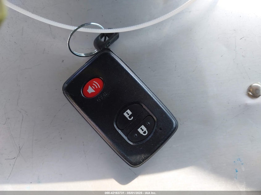 2011 TOYOTA PRIUS VIN: JTDKN3DU4B1386928