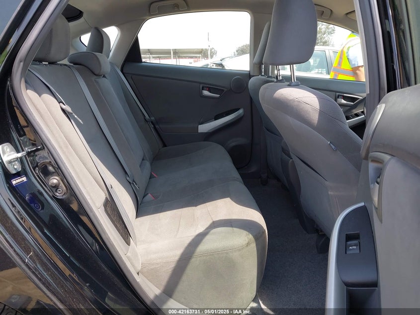 2011 TOYOTA PRIUS VIN: JTDKN3DU4B1386928