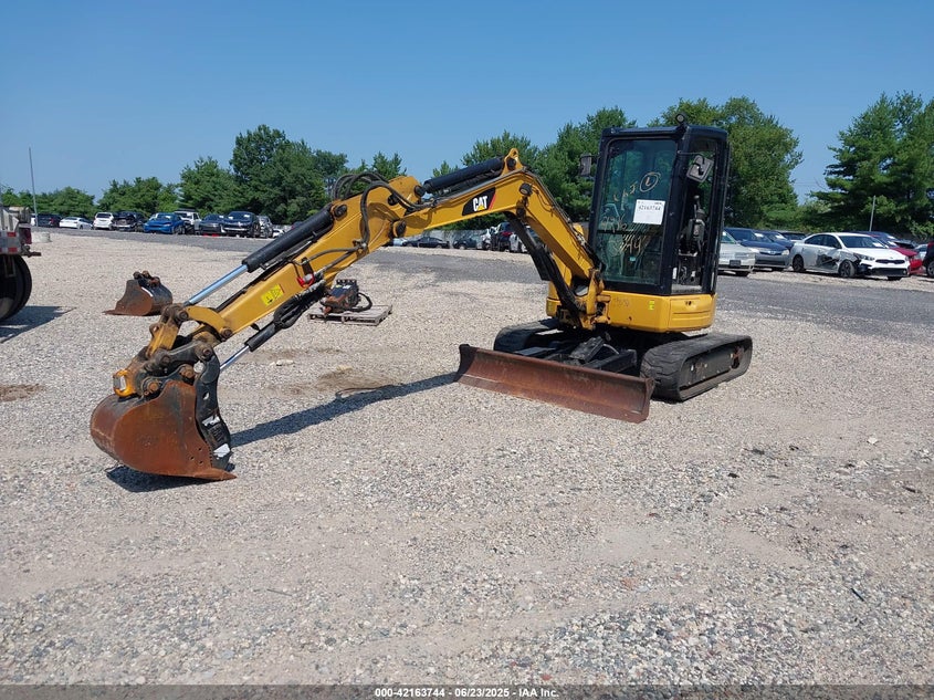VIN 000000000ME404979 2018 EQUIP CAT 304E2 MINI HYDRA