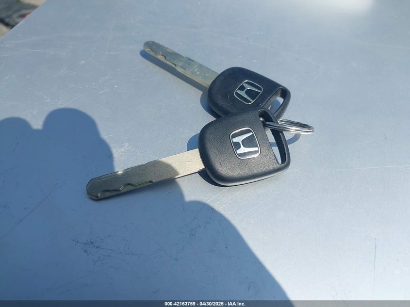 2009 HONDA CIVIC VIN: 2HGFA16309H323571