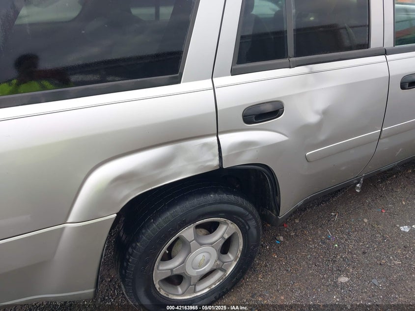 2008 CHEVROLET TRAILBLAZER VIN: 1GNDS13S782198534