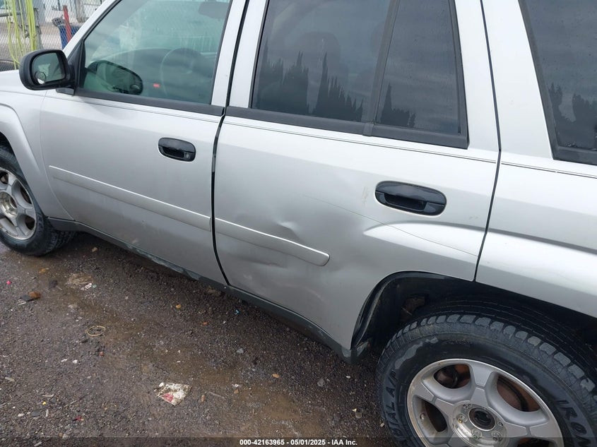 2008 CHEVROLET TRAILBLAZER VIN: 1GNDS13S782198534