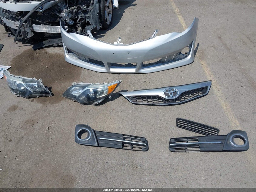 2012 TOYOTA CAMRY VIN: 4T1BF1FK4CU068588