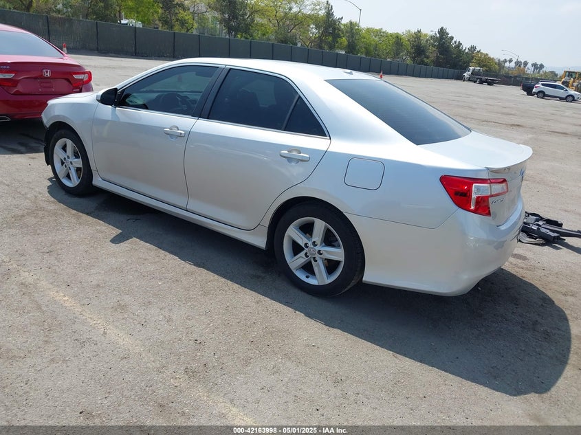 2012 TOYOTA CAMRY VIN: 4T1BF1FK4CU068588