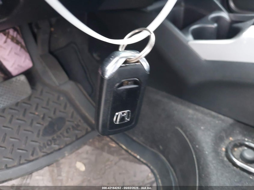 2015 HONDA FIT VIN: 3HGGK5H82FM731732