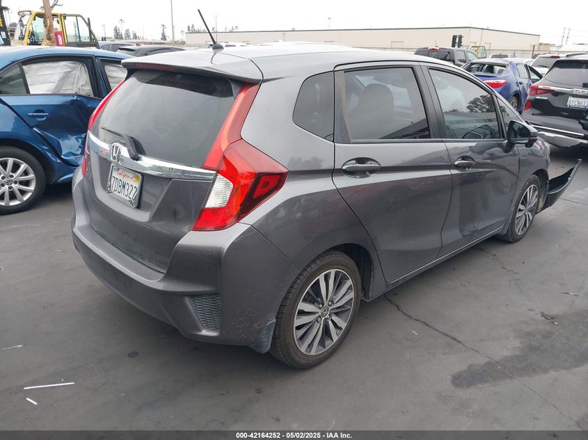 2015 HONDA FIT VIN: 3HGGK5H82FM731732