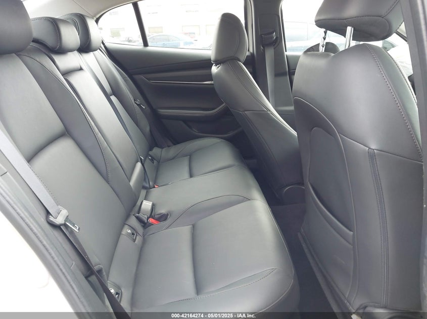 2024 MAZDA MAZDA3 2.5L I-4 DI, DOHC, V(VIN: 3MZBPABM2RM422045