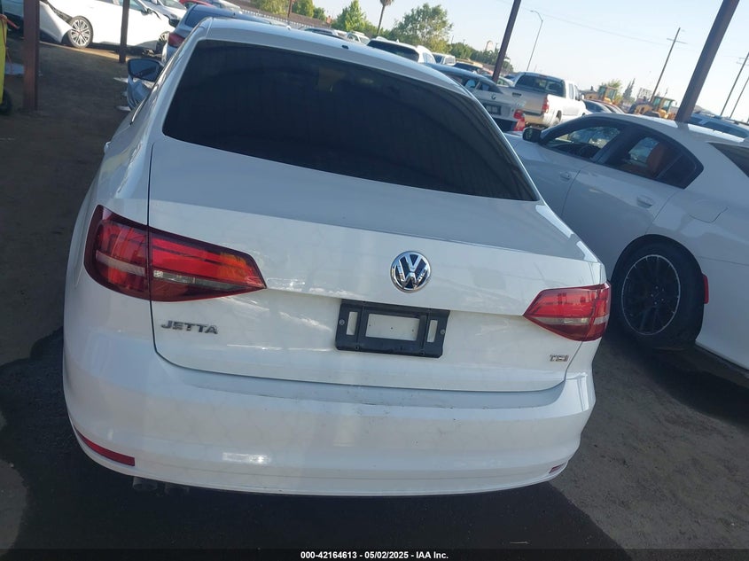 2016 VOLKSWAGEN JETTA VIN: 3VW267AJ8GM239243