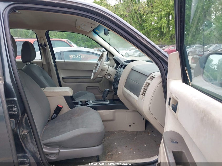 2008 FORD ESCAPE VIN: 1FMCU02Z08KA90789