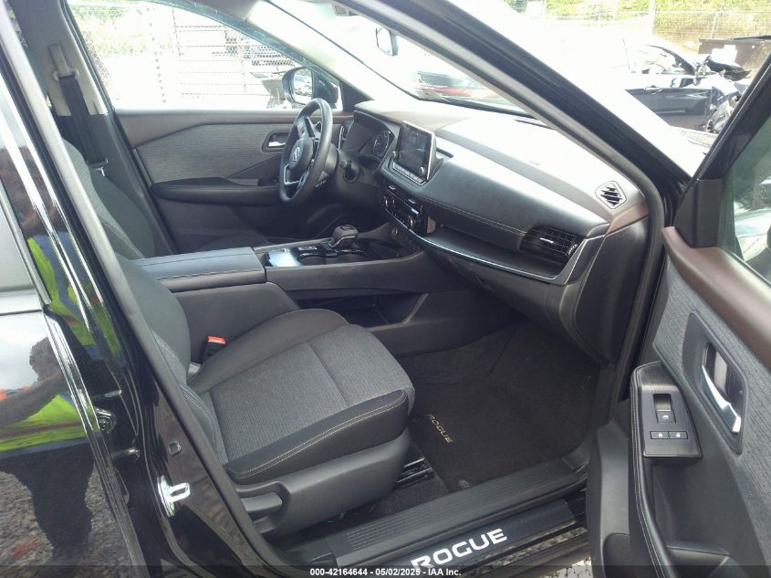 2022 NISSAN ROGUE SV FWD - 5N1BT3BA1NC702434