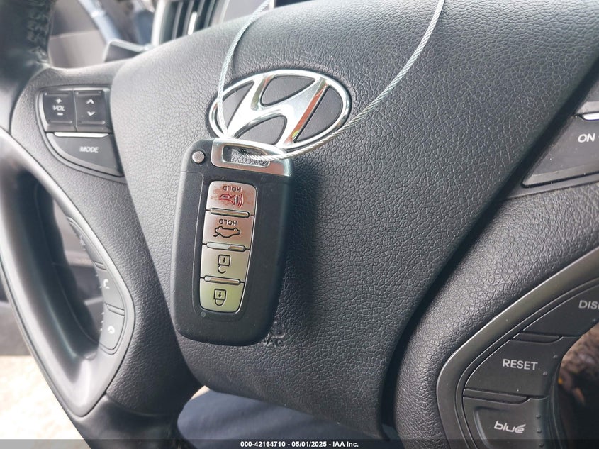 2013 HYUNDAI SONATA HYBRID LIMITED - KMHEC4A43DA076815