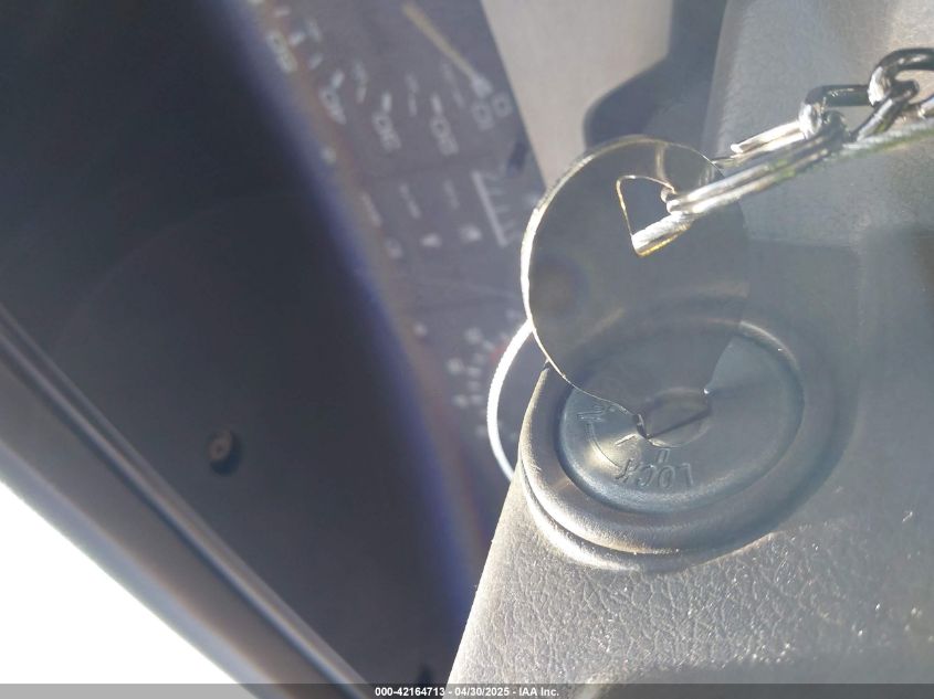 1990 Nissan Pathfinder VIN: JN8HD17Y7LW218807 Lot: 42164713