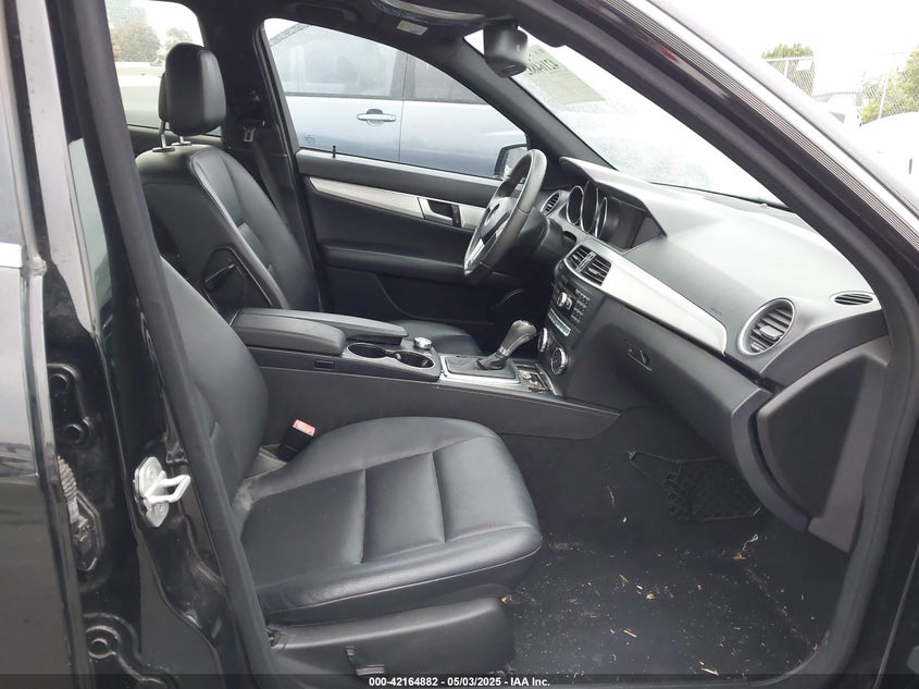 2013 MERCEDES-BENZ C VIN: WDDGF4HBXDR261850