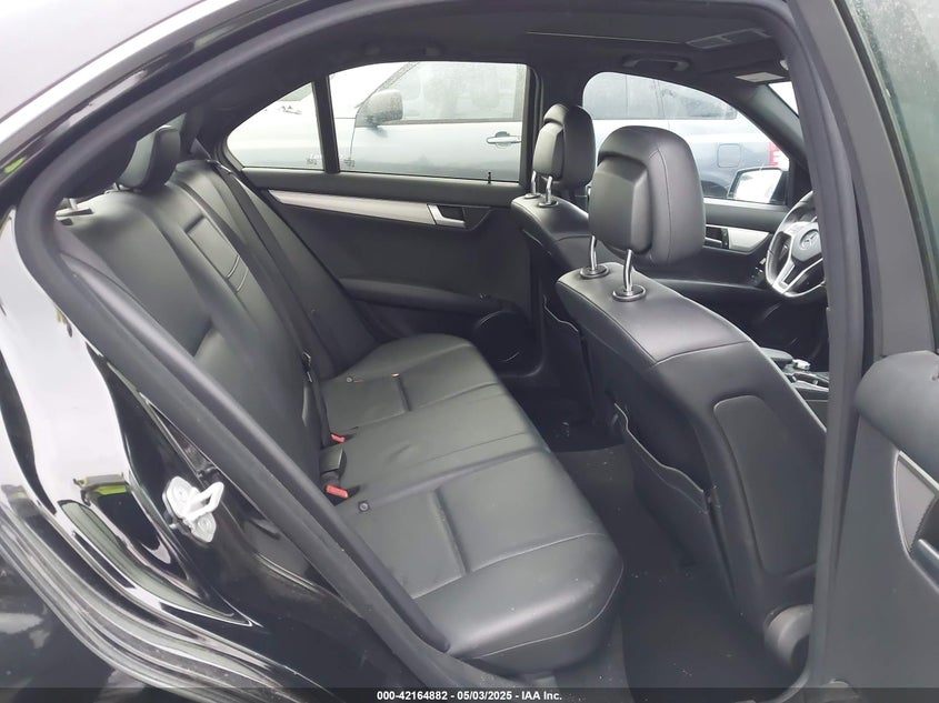 2013 MERCEDES-BENZ C VIN: WDDGF4HBXDR261850