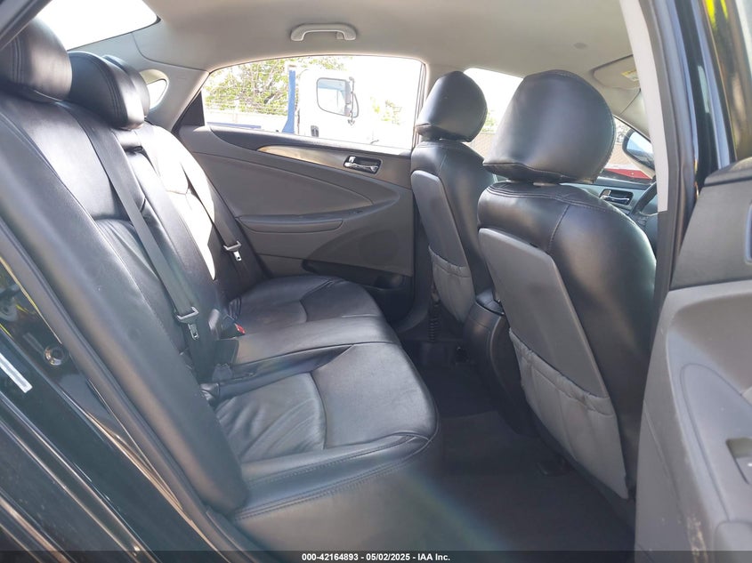 2014 Hyundai Sonata Hybrid VIN: KMHEC4A49EA114470 Lot: 42164893