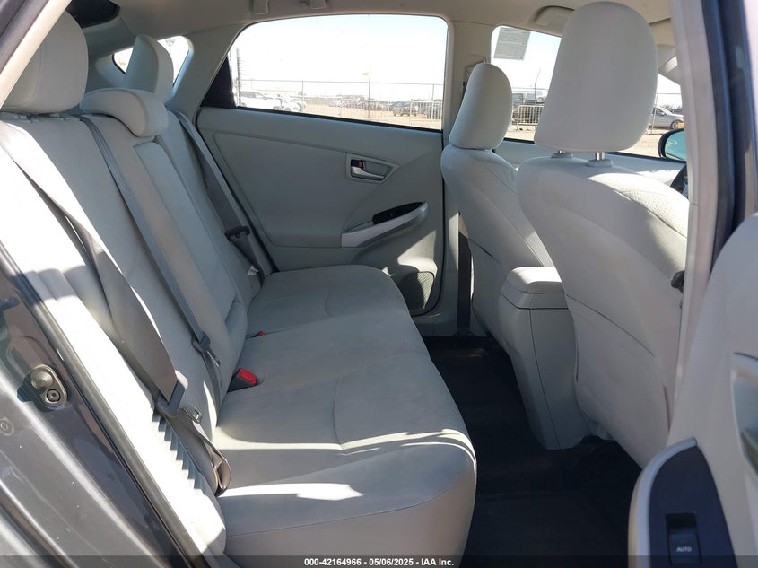 2013 TOYOTA PRIUS VIN: JTDKN3DU8D1700518