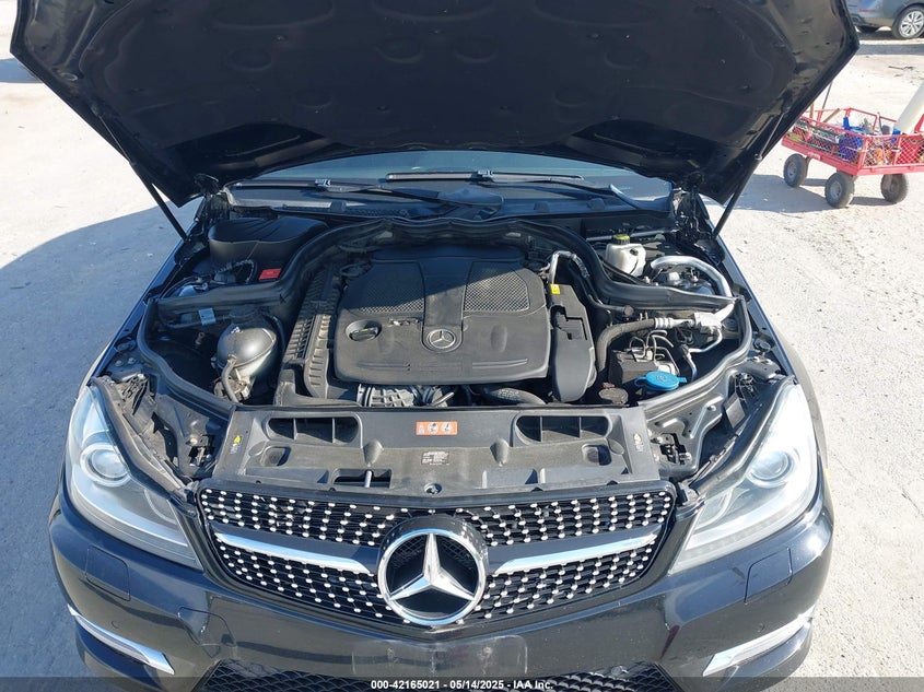2013 MERCEDES-BENZ C 350 SPORT - WDDGF5HB0DA687714