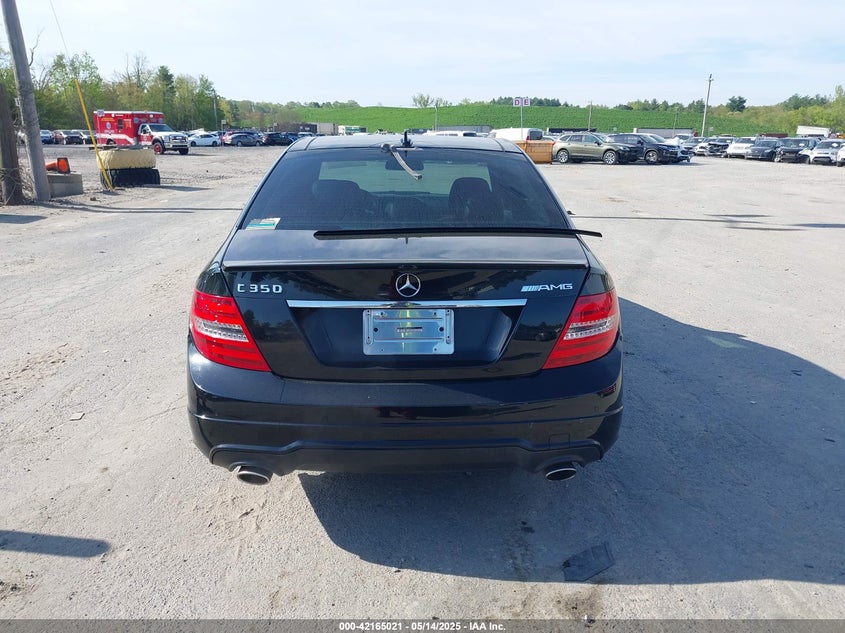 2013 MERCEDES-BENZ C 350 SPORT - WDDGF5HB0DA687714