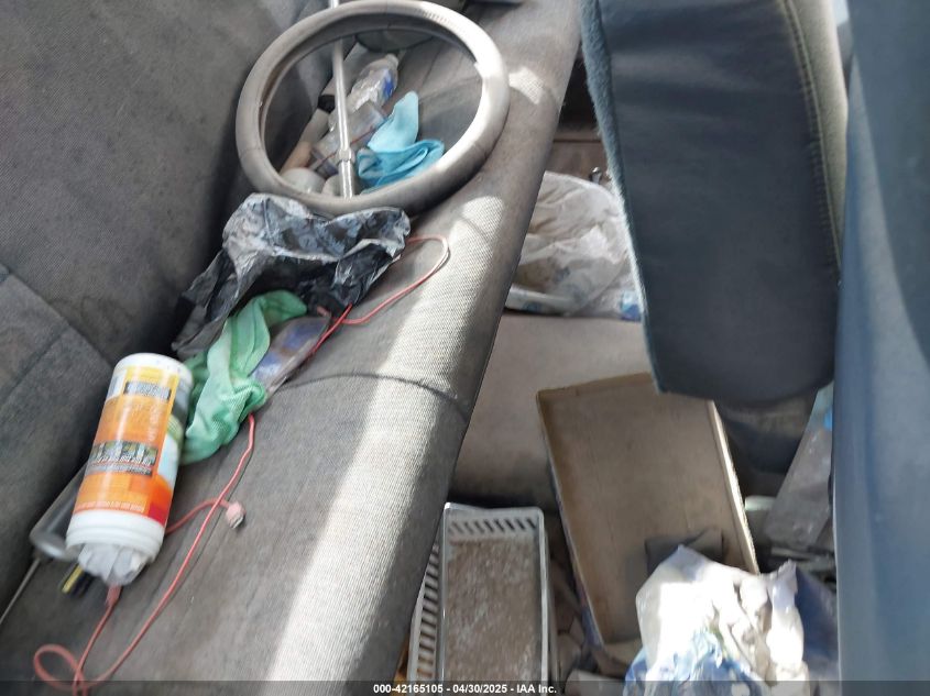 2000 Chevrolet Silverado 1500 VIN: 2GCEC19W0Y1124635 Lot: 42165105