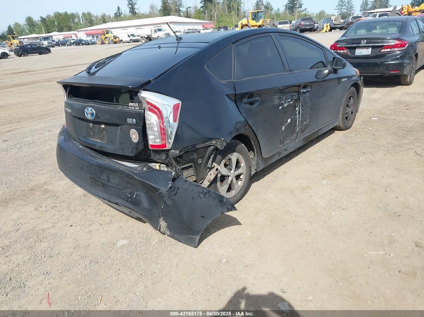 2015 TOYOTA PRIUS VIN: JTDKN3DU8F1984610