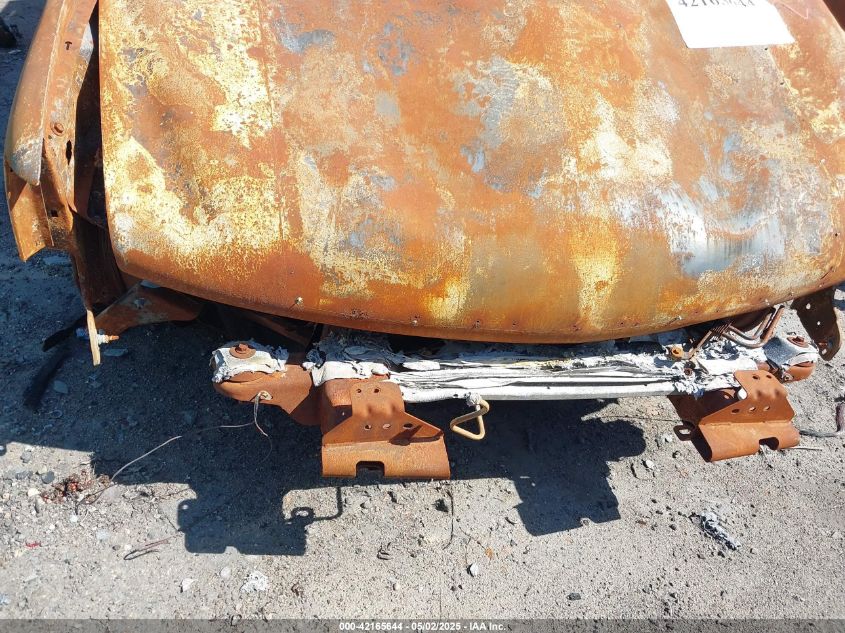 2005 Chevrolet Tahoe Lt VIN: 1GNEC13T35R103223 Lot: 42165644