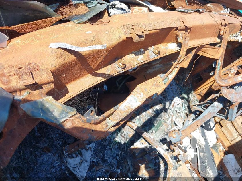 2005 Chevrolet Tahoe Lt VIN: 1GNEC13T35R103223 Lot: 42165644