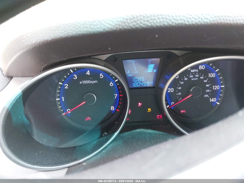 2010 HYUNDAI TUCSON VIN: KM8JU3AC9AU044197