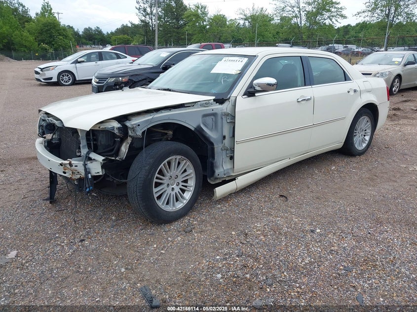2C3CA4CD7AH198657 2010 CHRYSLER 300 photo no. 2