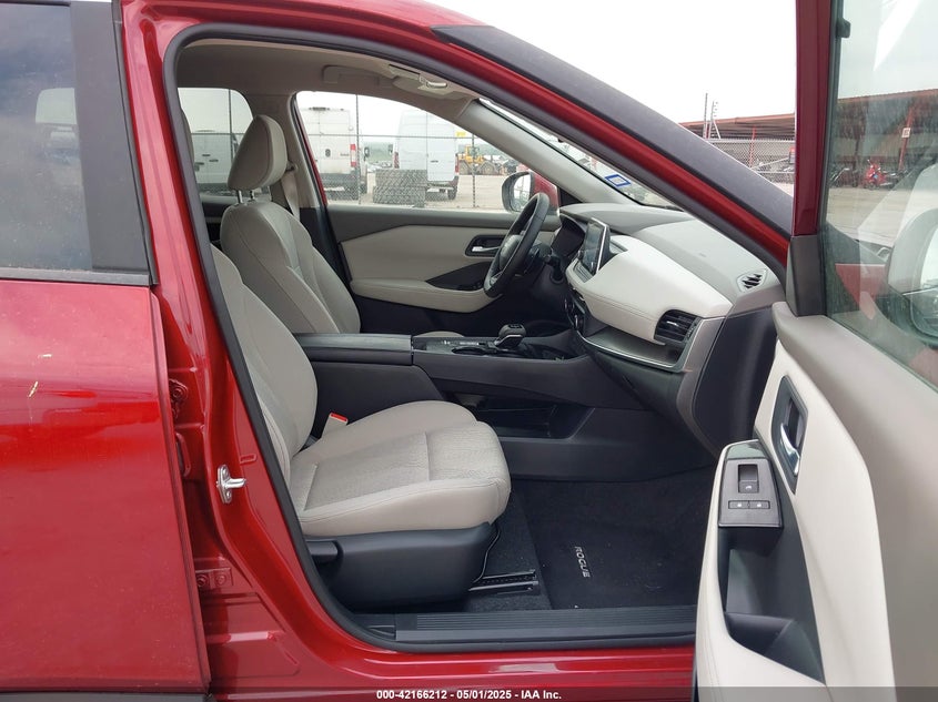 2025 NISSAN ROGUE VIN: 5N1BT3BA1SC772026