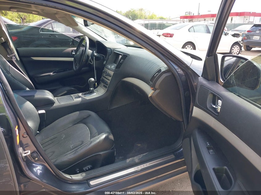 2007 INFINITI G35X VIN: JNKBV61F87M823504