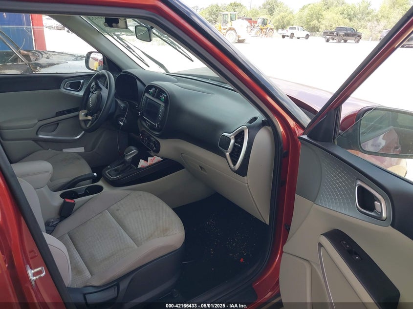 2022 KIA SOUL VIN: KNDJ23AU1N7798671