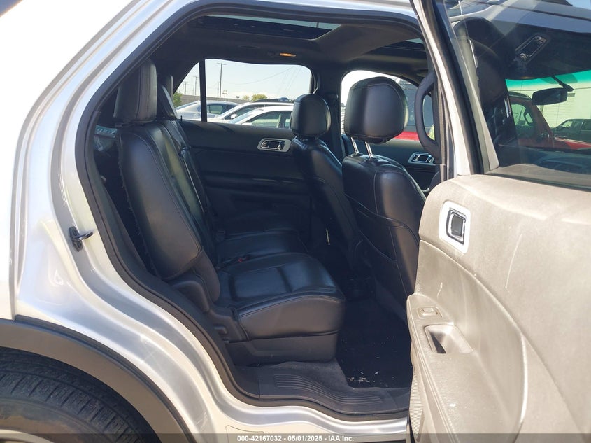 2011 FORD EXPLORER VIN: 1FMHK8F8XBGA13529