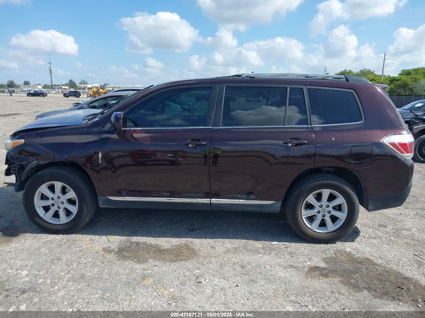 2013 TOYOTA HIGHLANDER VIN: 5TDBK3EH4DS209733