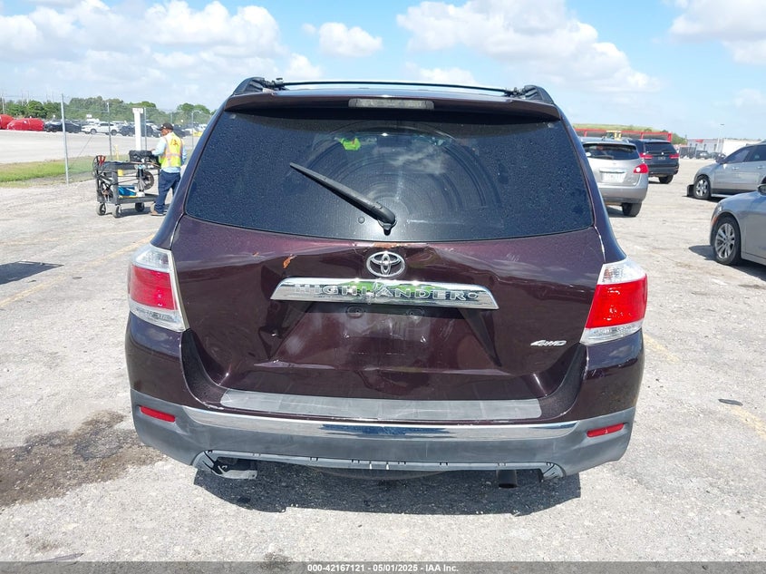 2013 TOYOTA HIGHLANDER VIN: 5TDBK3EH4DS209733
