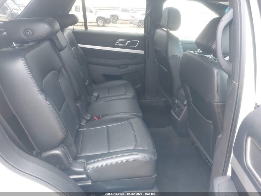 2016 FORD EXPLORER VIN: 1FM5K7D88GGC21965