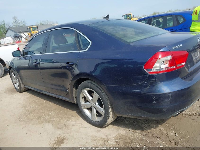 2013 Volkswagen Passat 2.5L Se VIN: 1VWBP7A38DC070742 Lot: 42167191