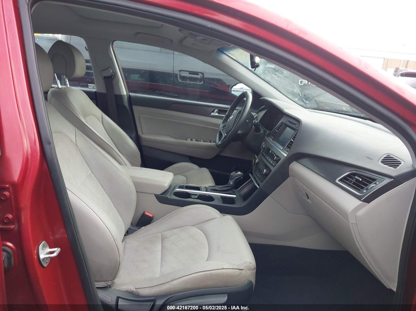 2016 HYUNDAI SONATA SPORT - 5NPE34AF8GH369838