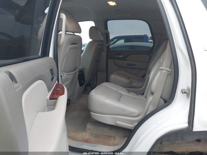 2007 CHEVROLET TAHOE VIN: 1GNFC13J97R281157