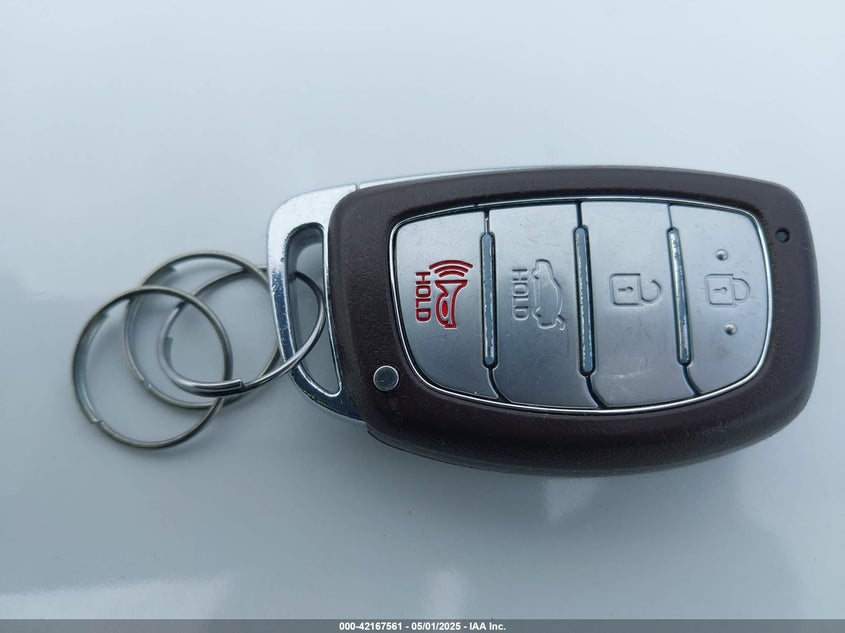 2015 HYUNDAI SONATA LIMITED - 5NPE34AF9FH033470