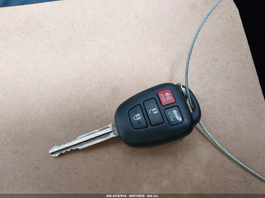 2017 TOYOTA COROLLA VIN: 5YFBURHEXHP734194