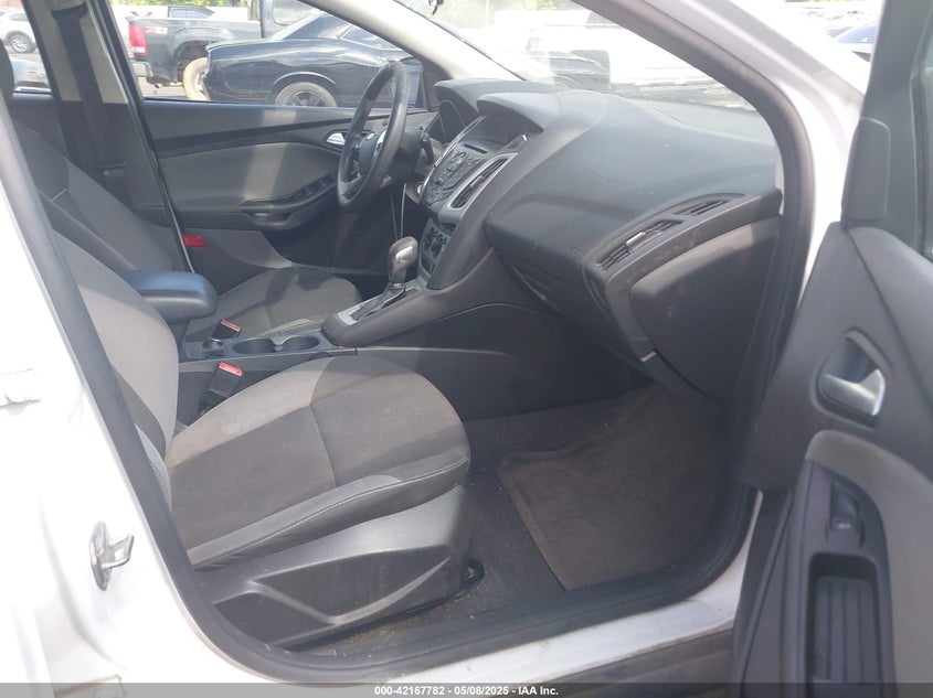 2014 FORD FOCUS VIN: 1FADP3K29EL387351