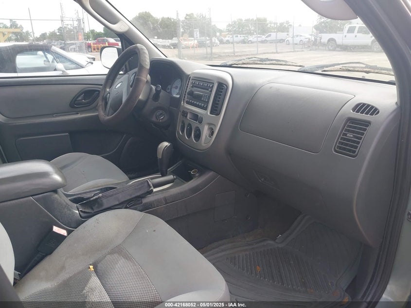 2007 FORD ESCAPE VIN: 1FMYU03187KA16422
