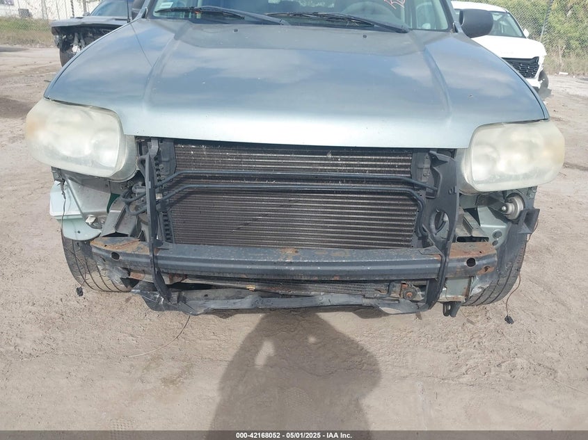 2007 FORD ESCAPE VIN: 1FMYU03187KA16422