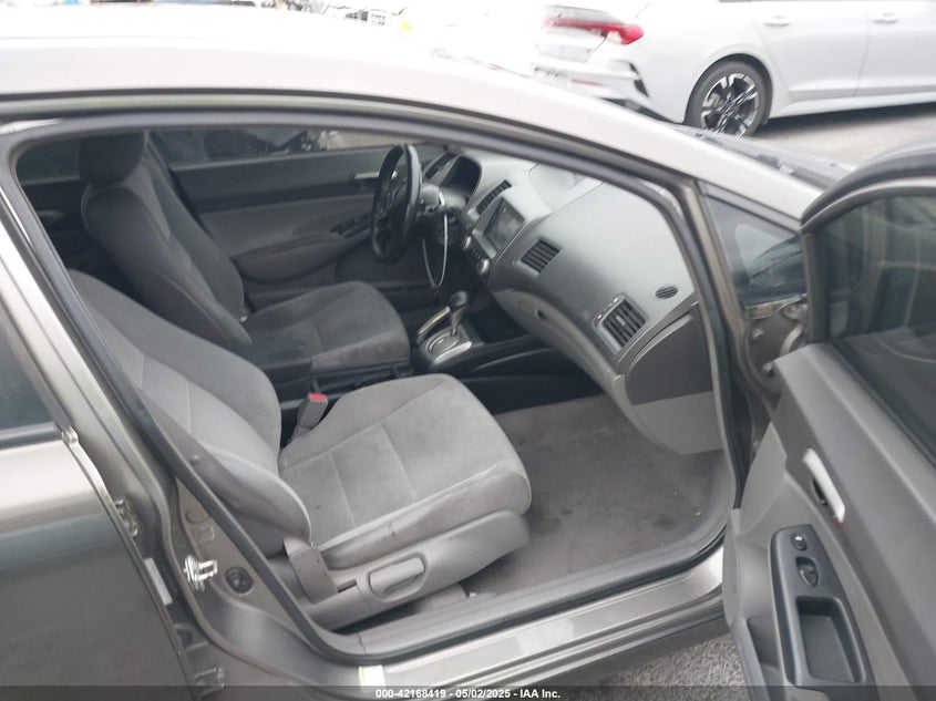 2006 HONDA CIVIC VIN: 1HGFA16516L086637
