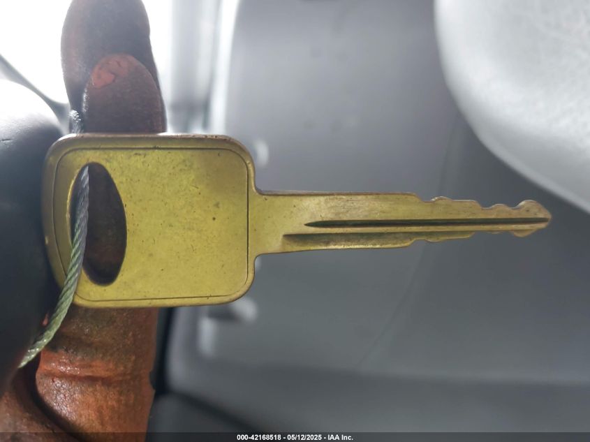 2001 Ford E-350 Super Duty Commercial/Recreational VIN: 1FTSE34L21HB34754 Lot: 42168518