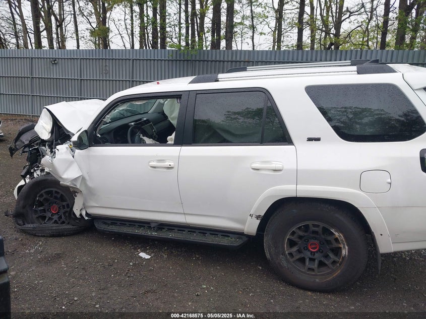 2024 TOYOTA 4RUNNER SR5 - JTEMU5JR1R6307408