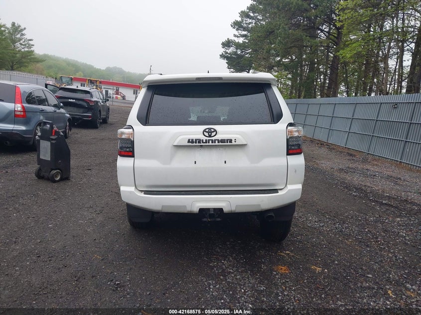 2024 TOYOTA 4RUNNER SR5 - JTEMU5JR1R6307408